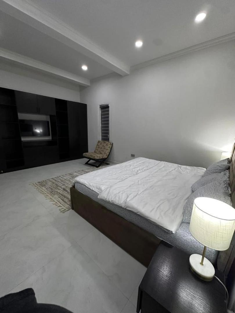 Villa Toscana Luxe Gra Порт-Харкорт Экстерьер фото
