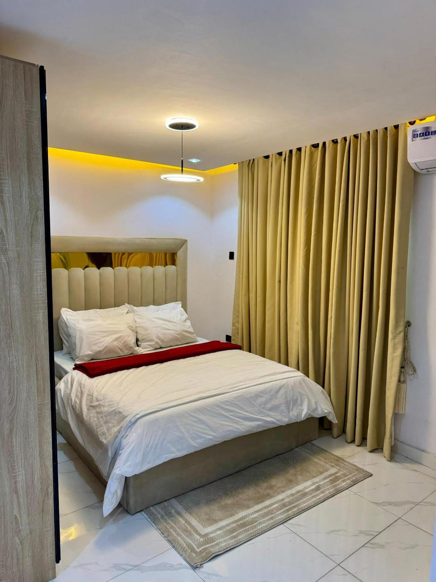 Villa Toscana Luxe Gra Порт-Харкорт Экстерьер фото