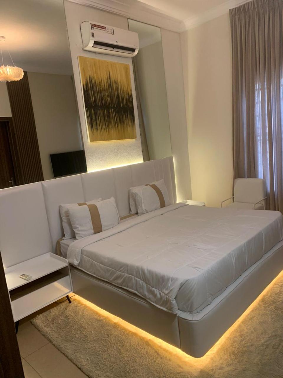 Villa Toscana Luxe Gra Порт-Харкорт Экстерьер фото