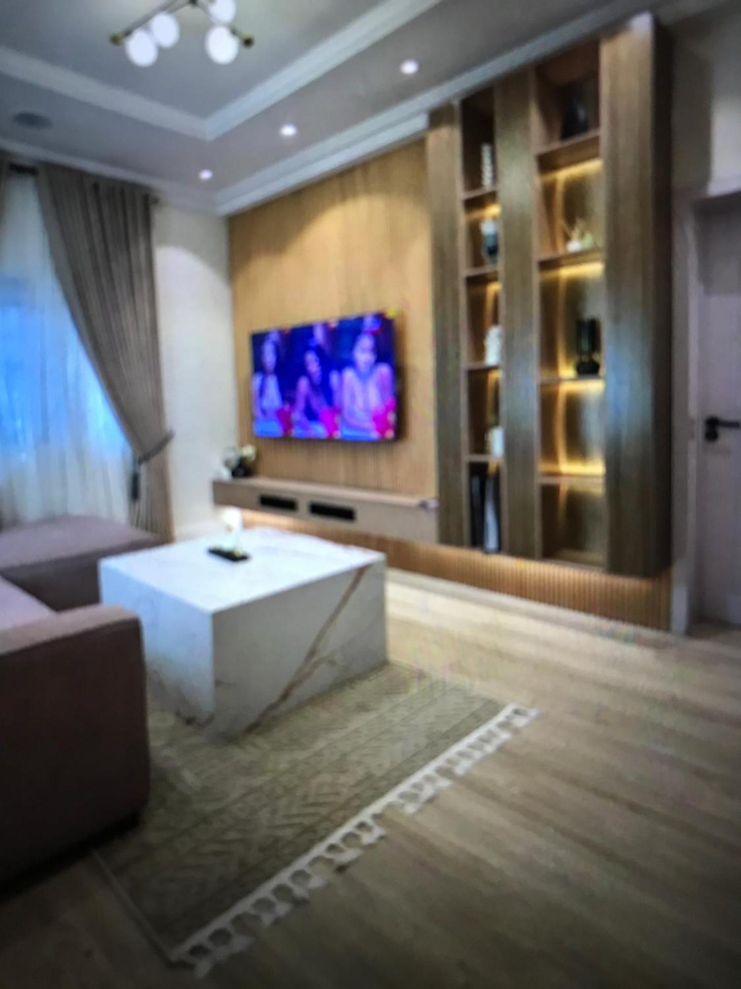 Villa Toscana Luxe Gra Порт-Харкорт Экстерьер фото