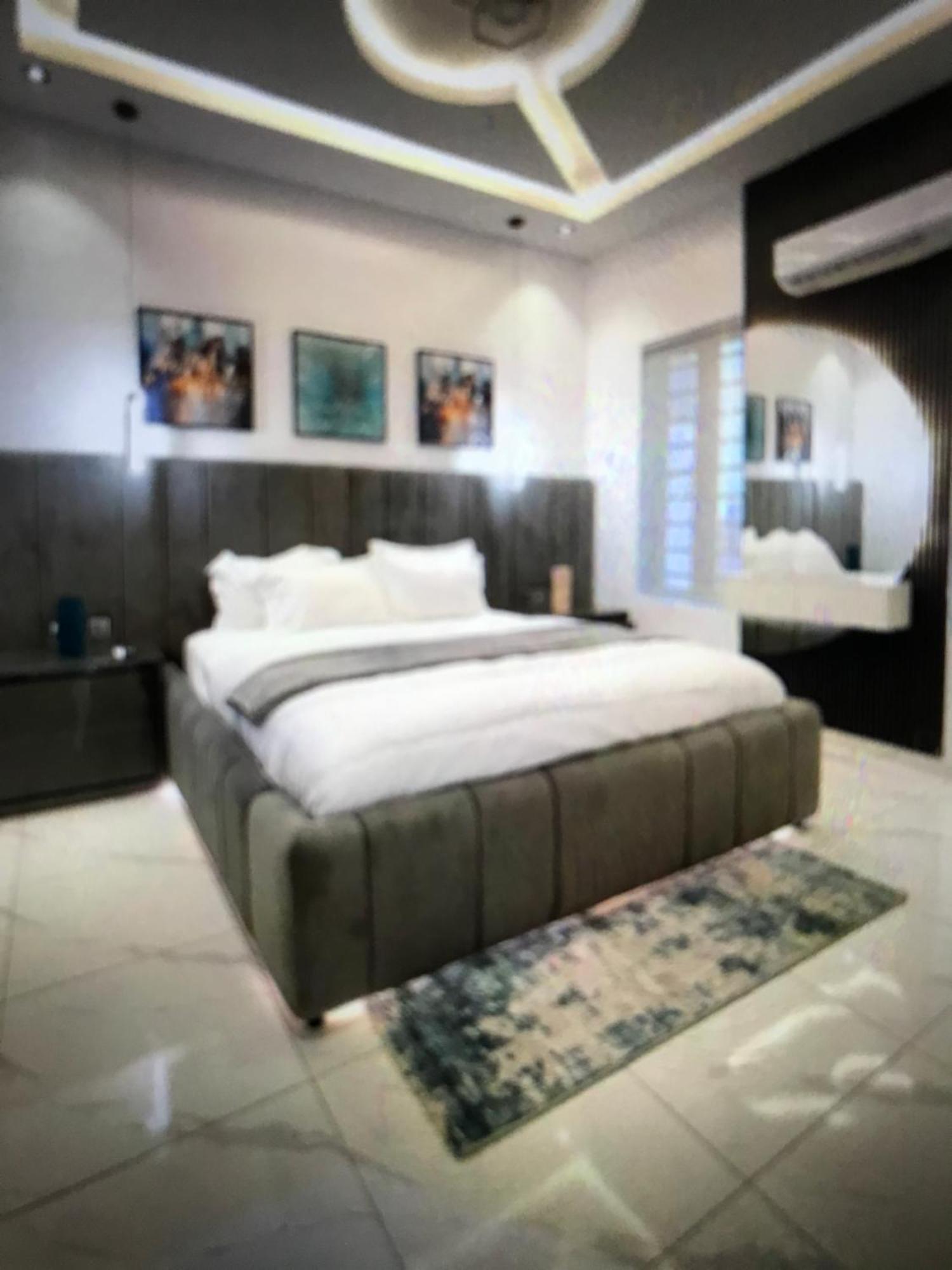 Villa Toscana Luxe Gra Порт-Харкорт Экстерьер фото